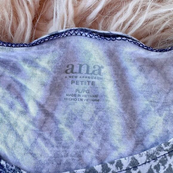 Sequin Top  - Picture 2 of 4